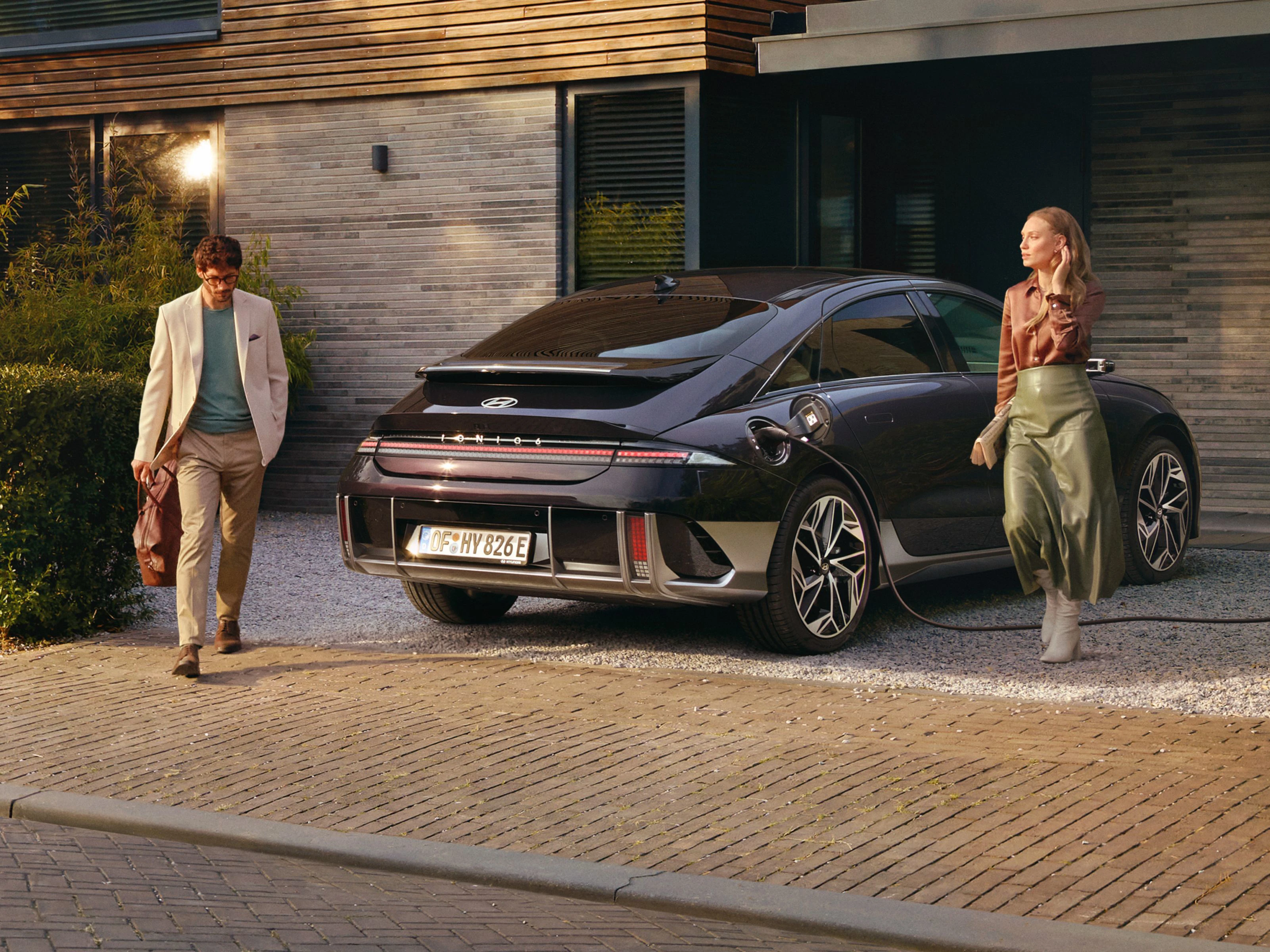 Ioniq 6 Exterior Hero 4 1%204X3 004