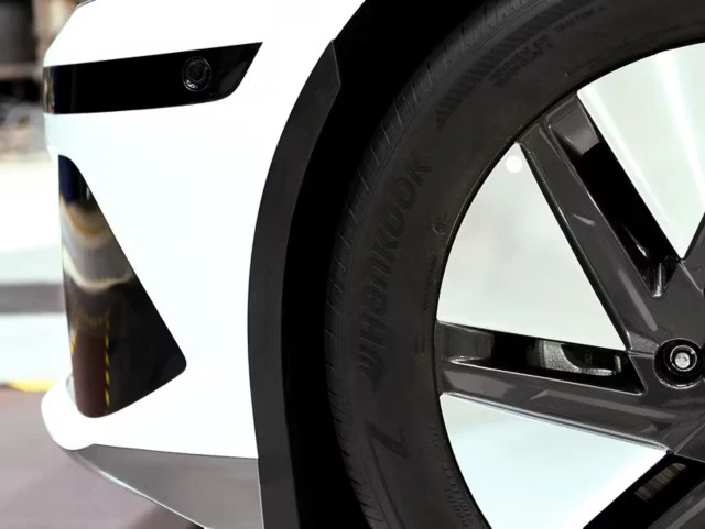 Hyundai IONIQ 6 Wheel Gap Reducer Edit 4X3